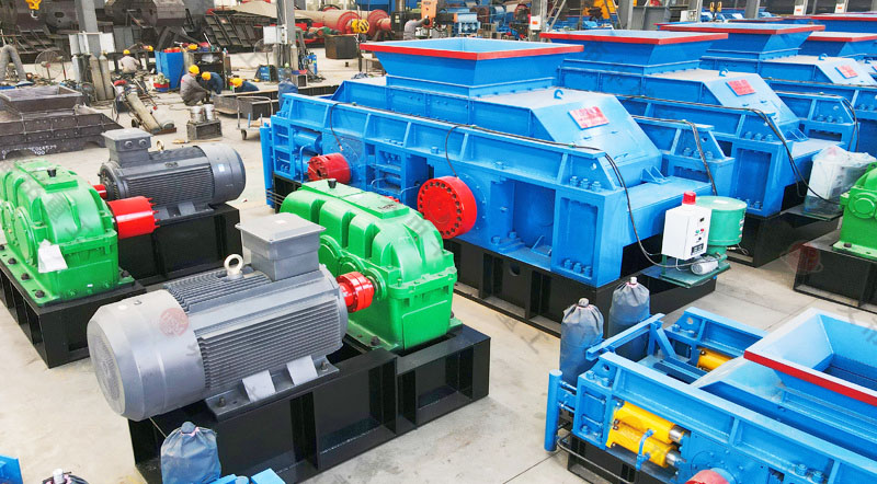 時產20噸河卵石對輥制砂機型號和產量